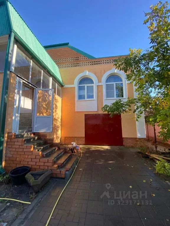 Дом в Волгоградская область, Волгоград Лугопольская ул., 51 (327 м) - Фото 1