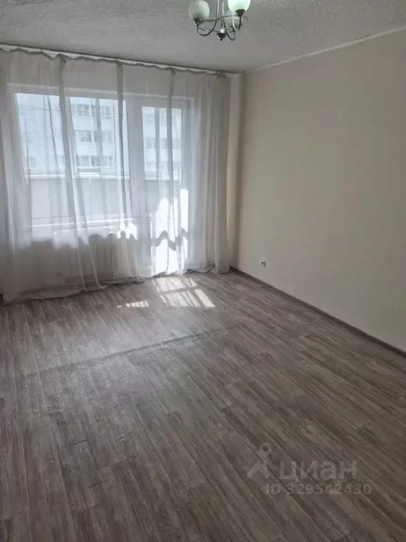 2-к кв. Алтайский край, Барнаул ул. Гущина, 150/2 (56.0 м) - Фото 1