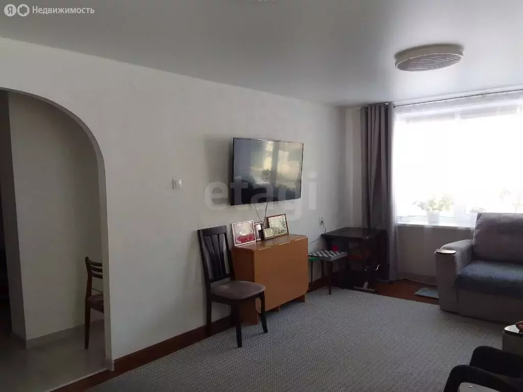 4-комнатная квартира: Чернушка, Юбилейная улица, 17 (71.1 м) - Фото 1