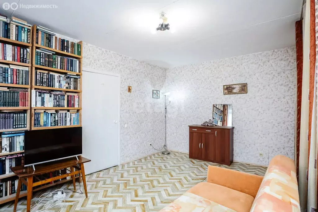2-комнатная квартира: Екатеринбург, Бисертская улица, 29 (74.8 м) - Фото 0
