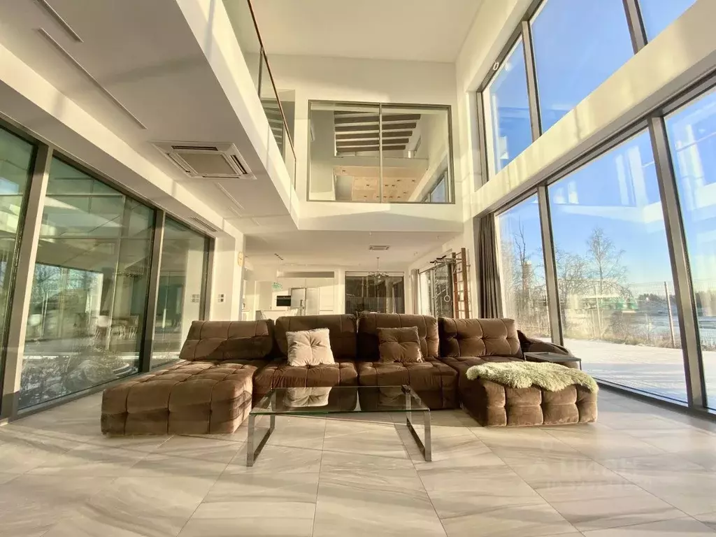 Дом в Ленинградская область, Всеволожский район, Свердловское ... - Фото 1