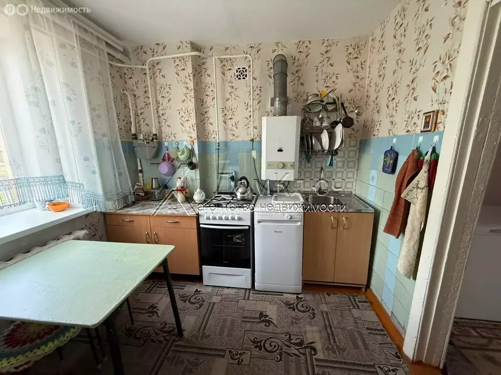 Дом в Республика Башкортостан, городской округ Кумертау, деревня ... - Фото 0