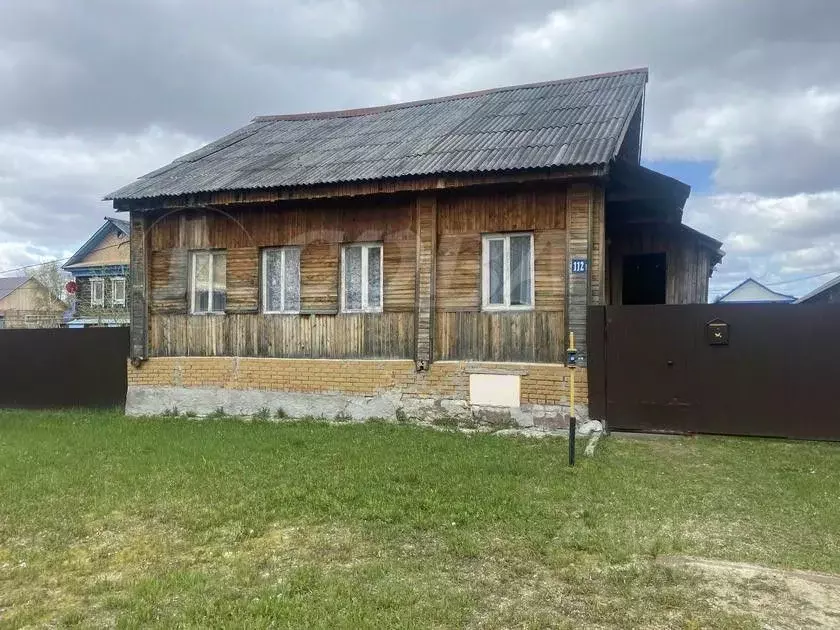 Дом в Тюменская область, Тобольск ул. Ленина, 112 (43 м) - Фото 0
