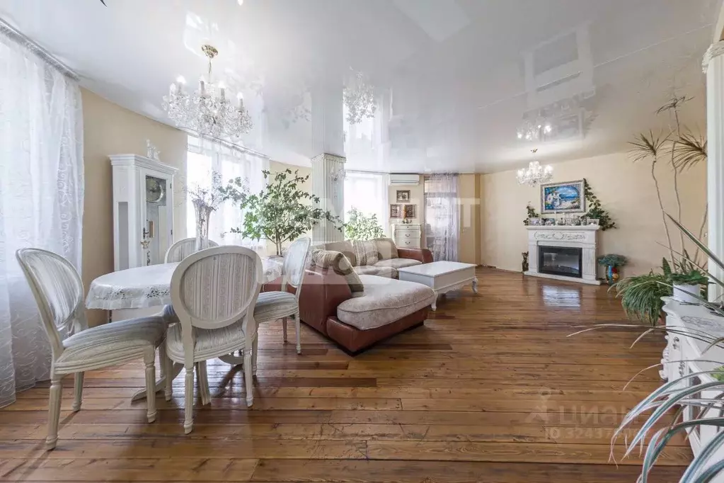 2-к кв. Свердловская область, Екатеринбург ул. Крауля, 44 (96.5 м) - Фото 1