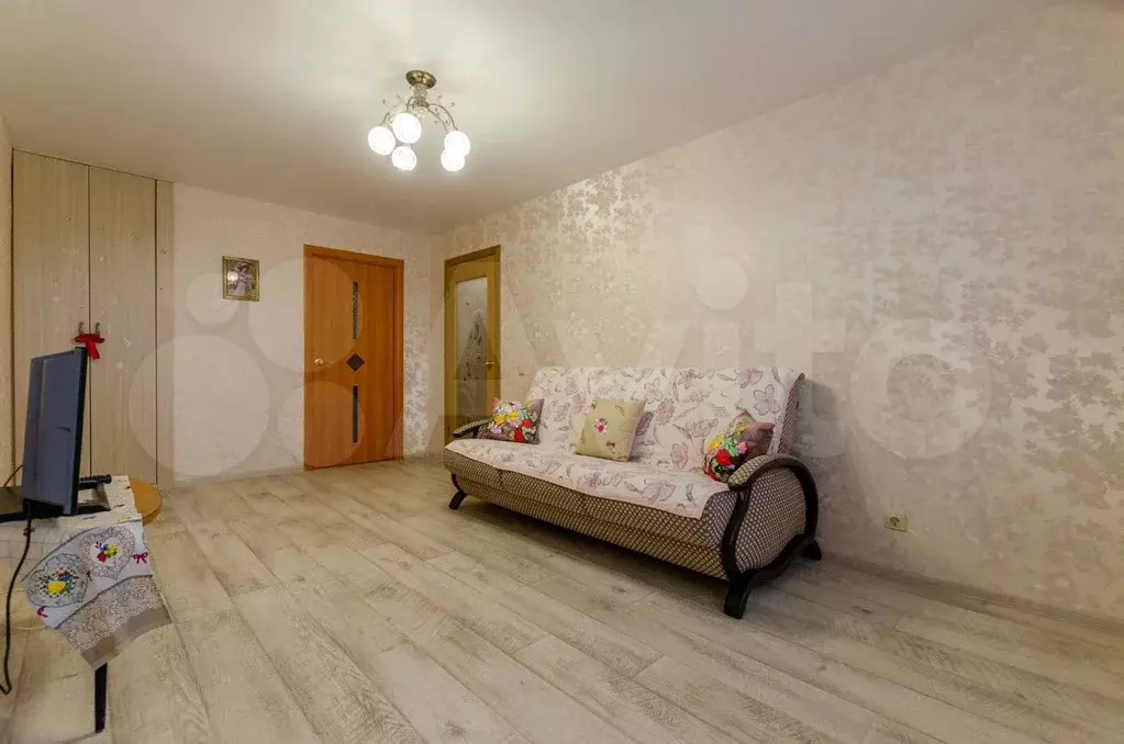 2-к. квартира, 45 м, 5/5 эт. - Фото 0