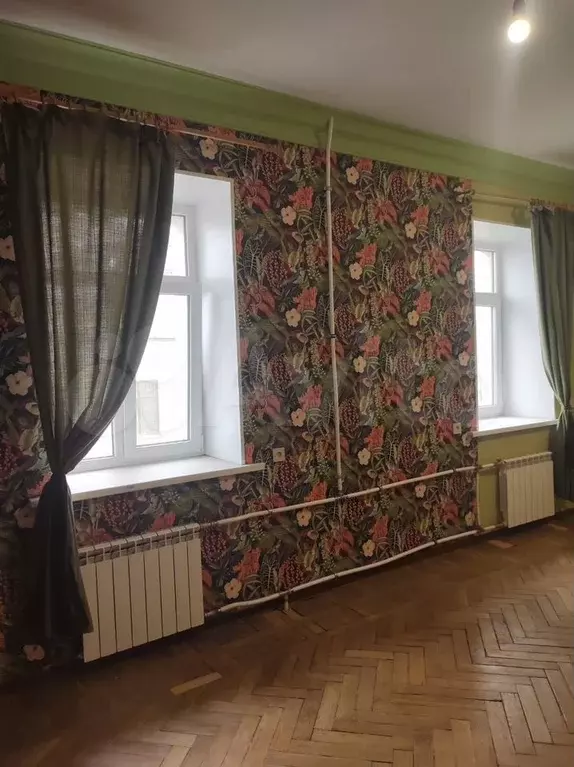 Комната 21 м в 4-к., 5/5 эт. - Фото 1