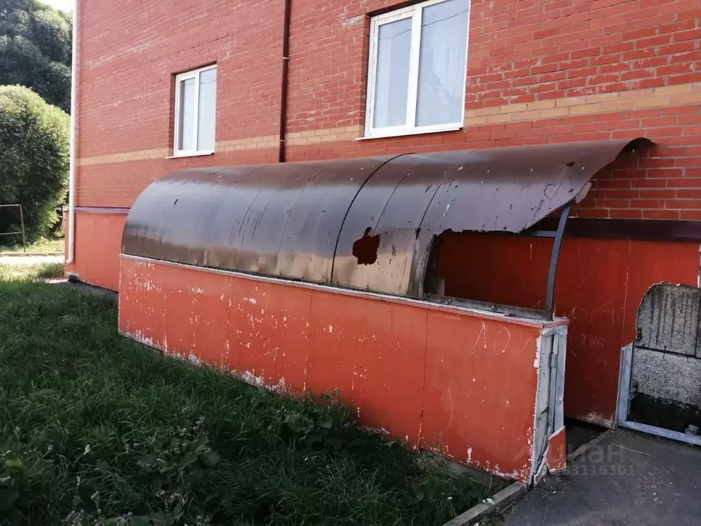 Помещение свободного назначения в Вологодская область, пос. Дубровское ... - Фото 1