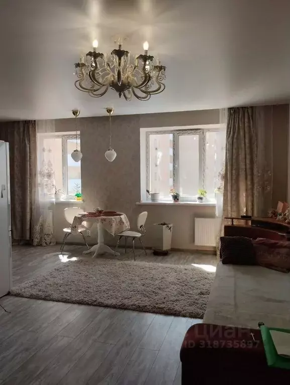 3-к кв. Самарская область, Самара Осетинская ул., 4 (80.0 м) - Фото 0
