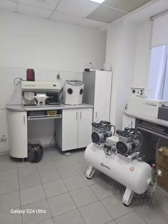 Помещение свободного назначения в Саха (Якутия), Нерюнгри ул. ... - Фото 2