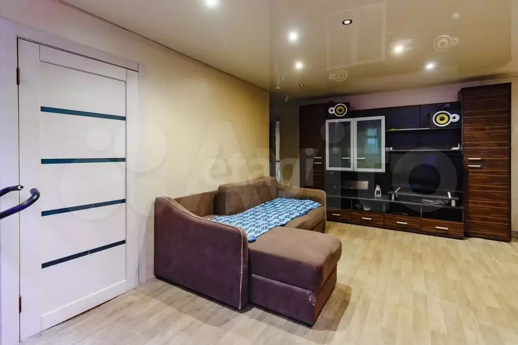 3-к. квартира, 55 м, 4/4 эт. - Фото 1
