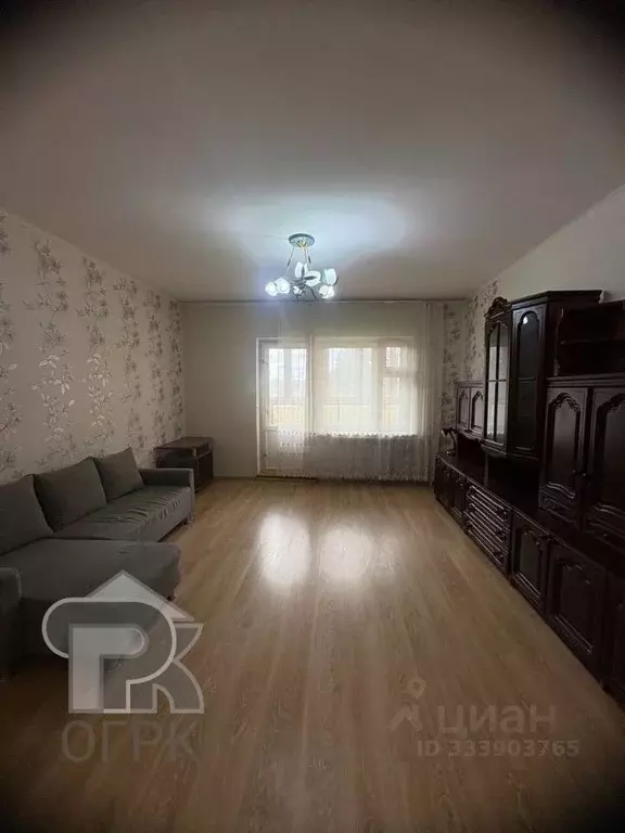 2-к кв. Московская область, Лобня Молодежная ул., 8 (69.8 м) - Фото 1