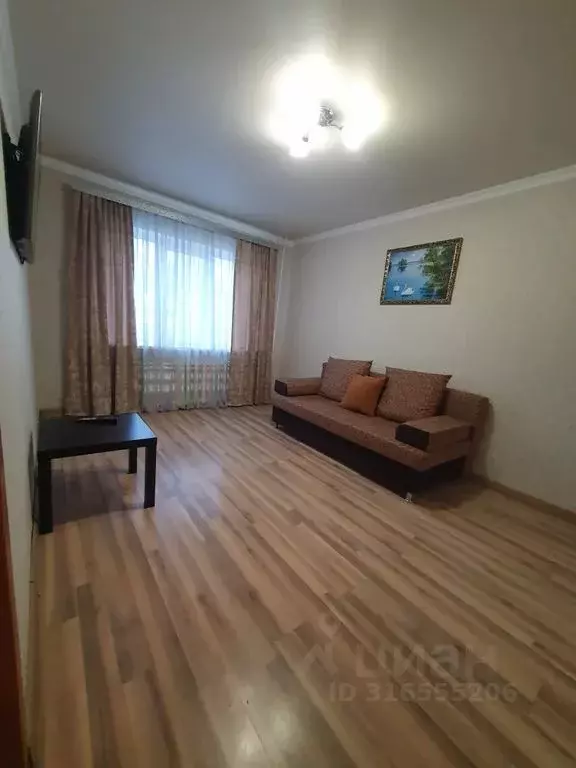 2-к кв. Тюменская область, Тюмень ул. Щорса, 7А (45.0 м) - Фото 0