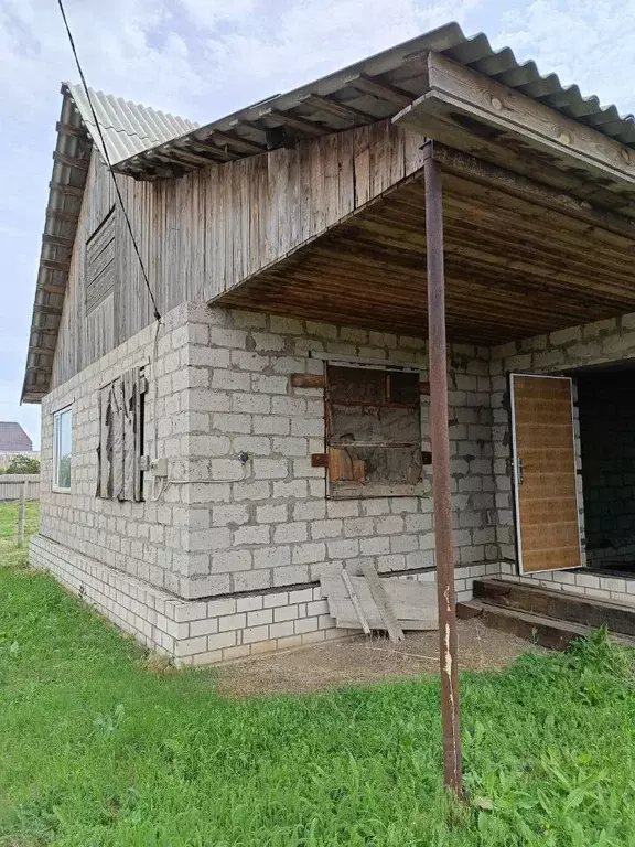Дом в Волгоградская область, Суровикино ул. Клубничная, 88 (80 м) - Фото 0