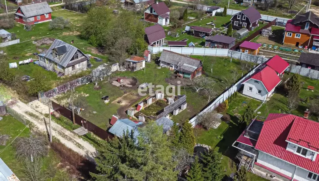 Участок в Ленинградская область, Гатчинский район, Вырица городской ... - Фото 0