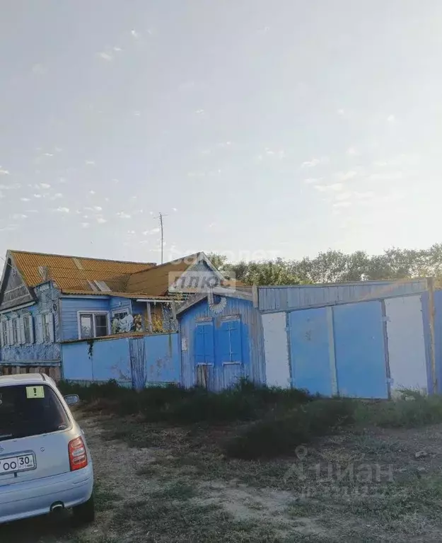 Дом в Астраханская область, Наримановский район, с. Курченко ул. ... - Фото 2