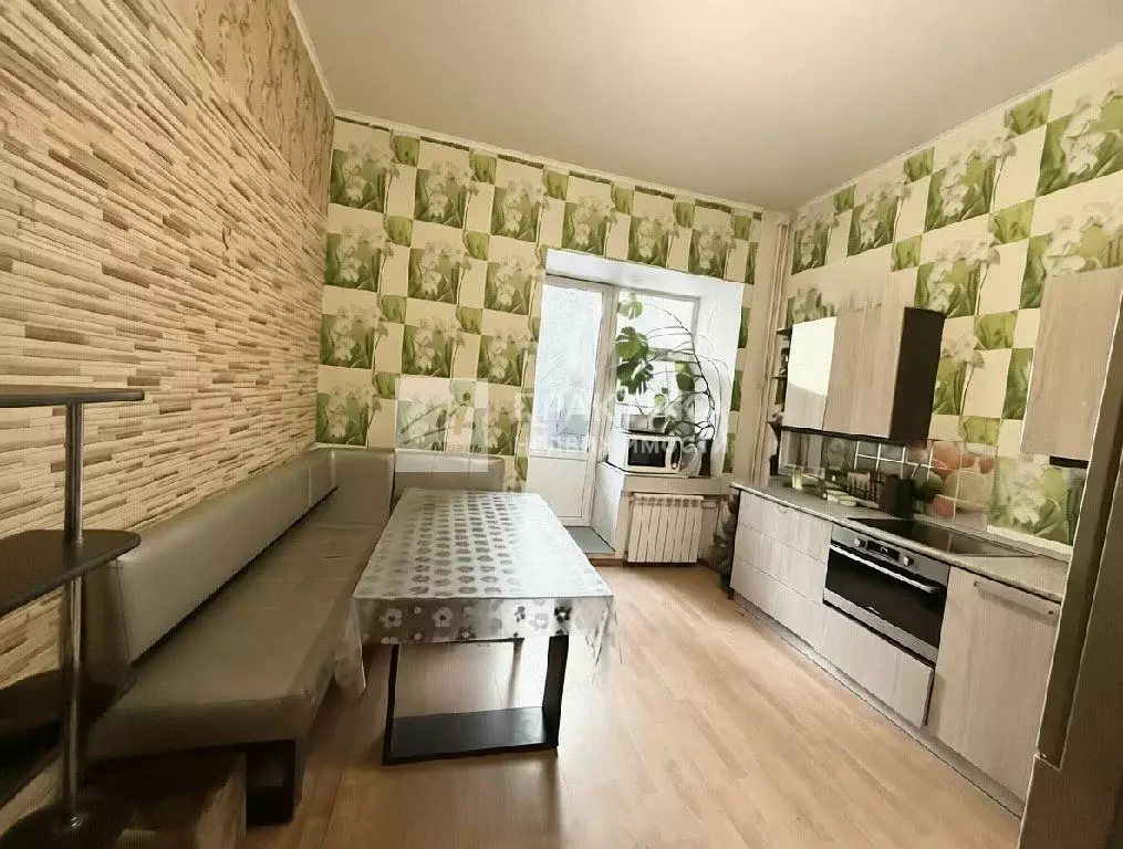 Продается 2-комнатная квартира - Фото 1