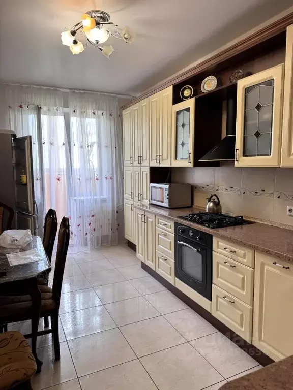 2-к кв. Калининградская область, Калининград Юбилейная ул., 8 (65.0 м) - Фото 1