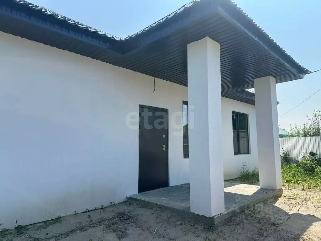 Дом в Тюменская область, с. Нижняя Тавда ул. Школа-Интернат (96 м) - Фото 1