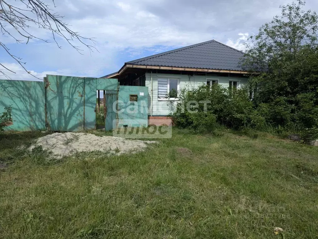 Дом в Курская область, Курский район, Клюквинский сельсовет, д. ... - Фото 0