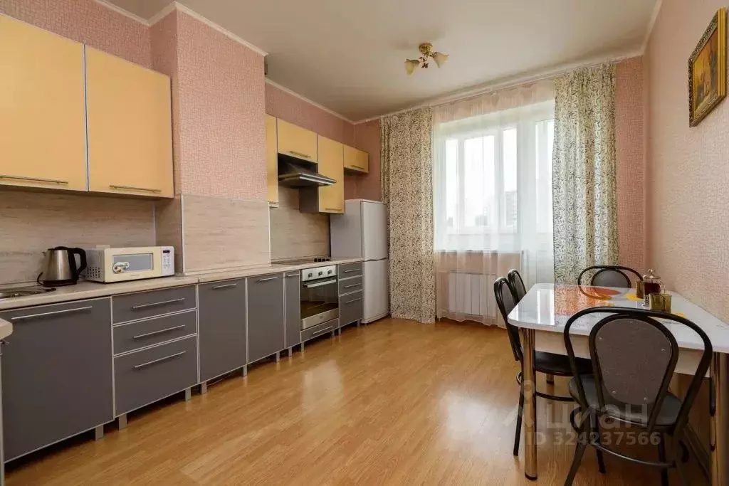 2-к кв. Пензенская область, Пенза ул. Пушкина, 15 (90.0 м) - Фото 2