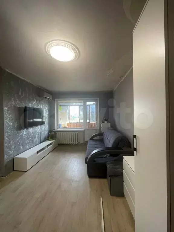 1-к. квартира, 32,7 м, 4/4 эт. - Фото 1