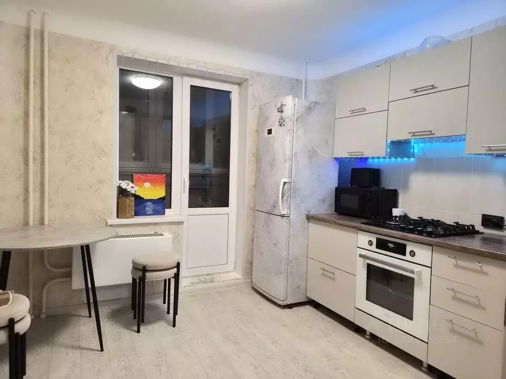 1-к кв. Волгоградская область, Волжский просп. Имени Ленина, 345 (30.7 ... - Фото 1