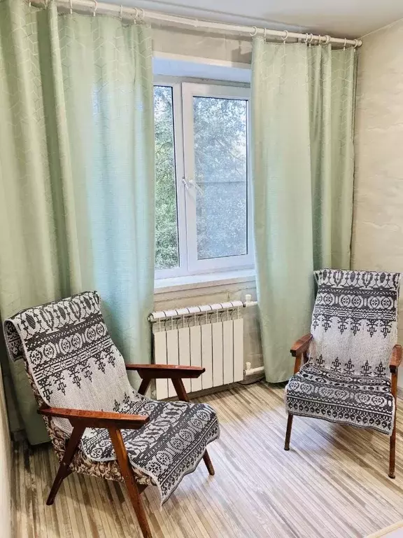 2-к кв. Ленинградская область, Гатчина ул. Володарского, 7 (42.2 м) - Фото 0