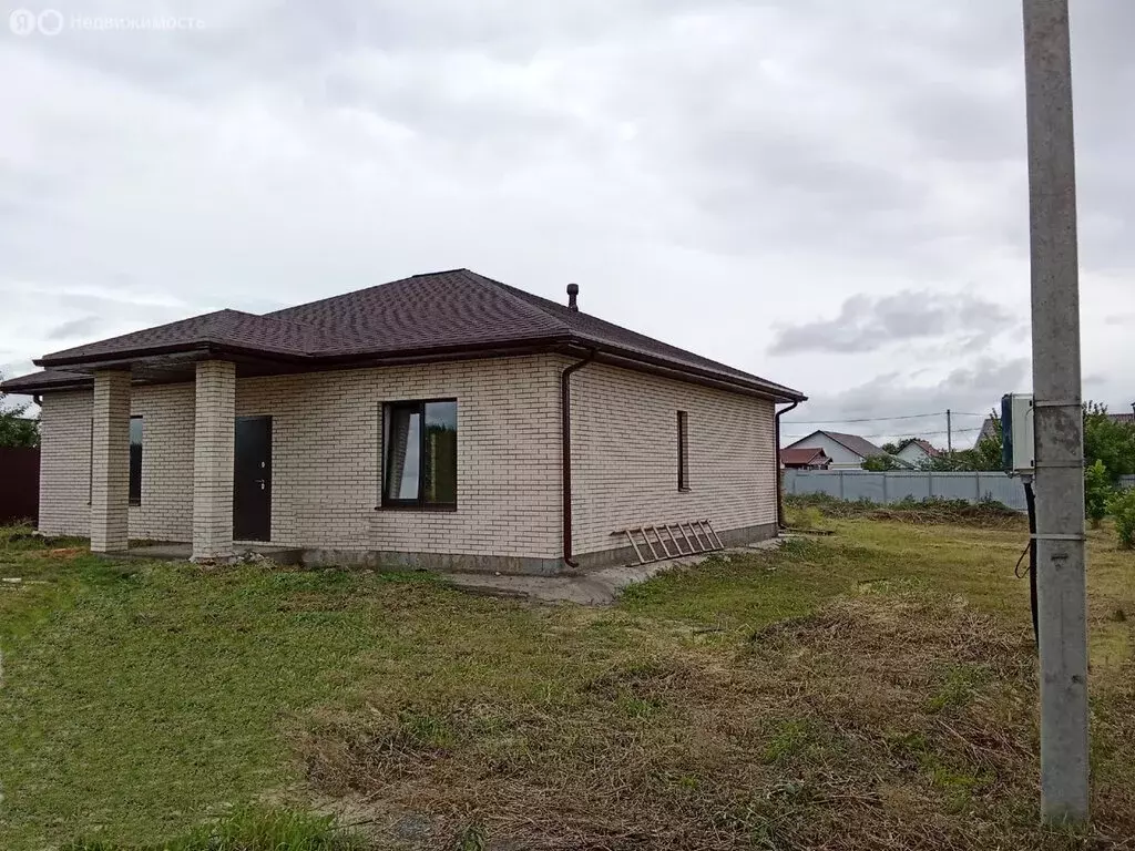 Дом в Старый Оскол, улица Тебекина (115 м) - Фото 1