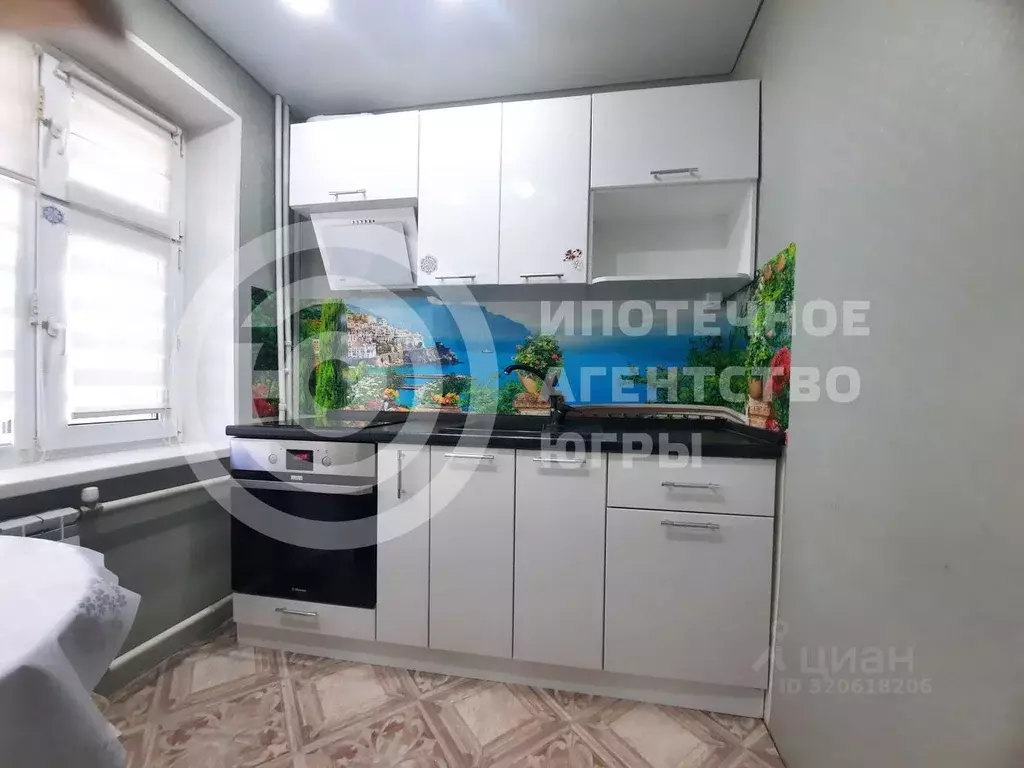 1-к кв. Ханты-Мансийский АО, Нижневартовск Спортивная ул., 13 (31.0 м) - Фото 1