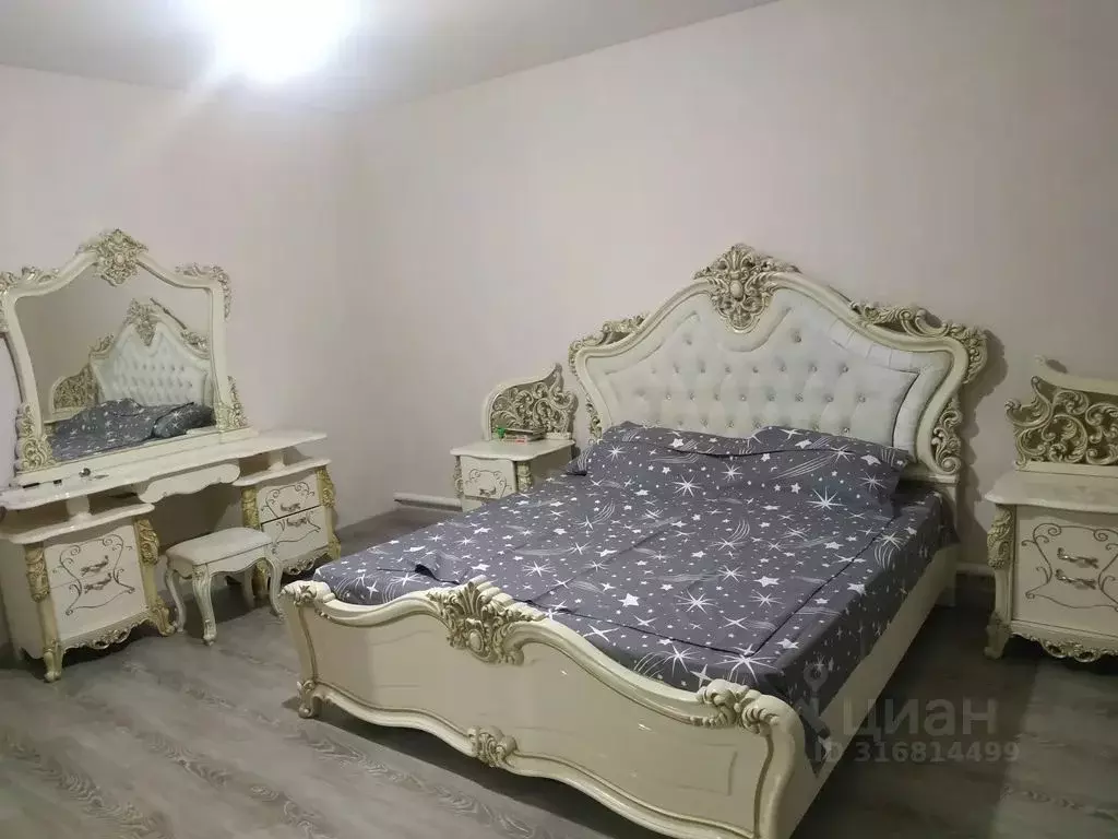 Дом в Дагестан, Дербент ул. 2-я Линия, 18 (100 м) - Фото 0