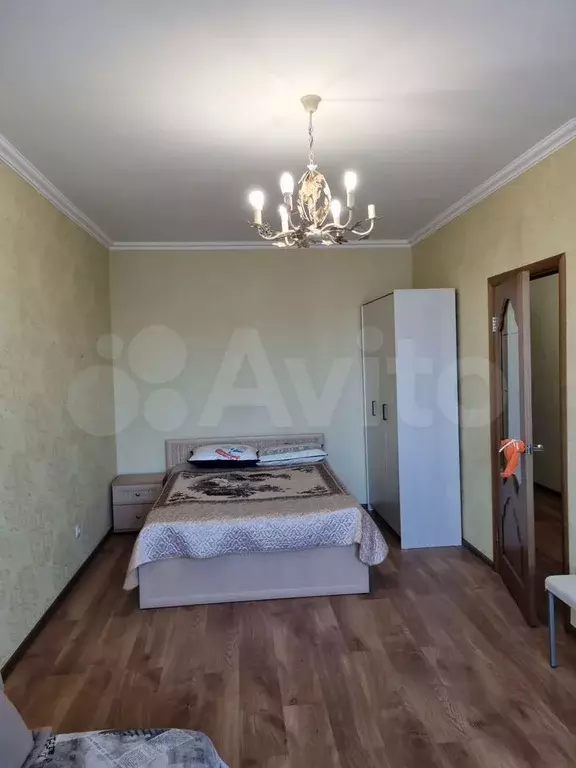 1-к. квартира, 40 м, 4/10 эт. - Фото 0