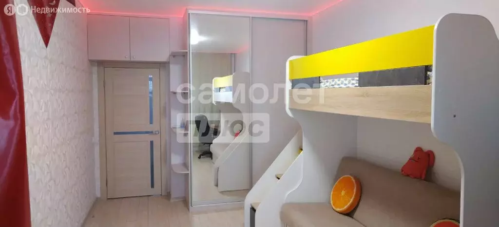 2-комнатная квартира: Омск, улица Красный Путь, 143к5 (54 м) - Фото 0