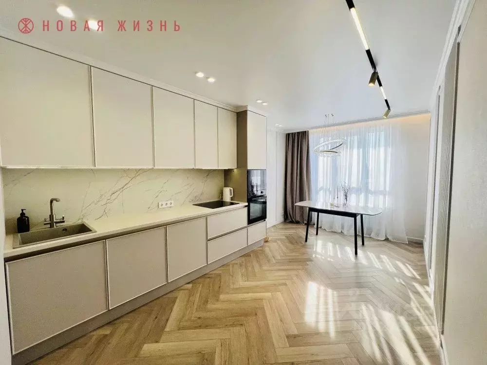 3-к кв. Самарская область, Самара просп. Масленникова, 14А (80.0 м) - Фото 1