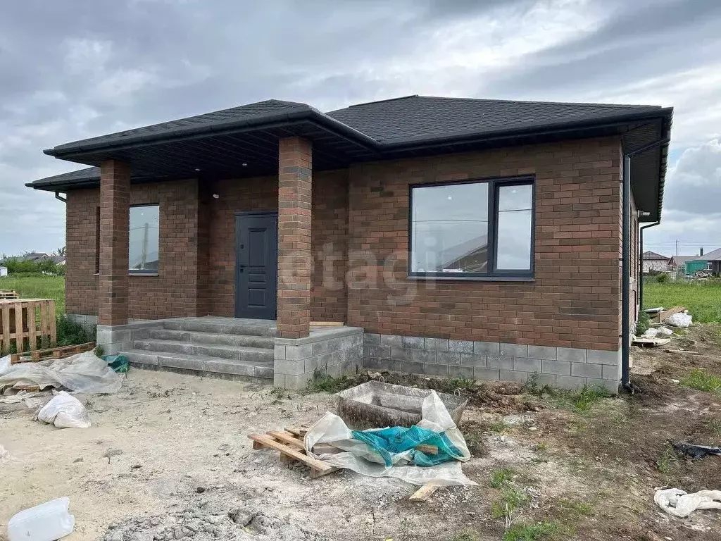 Дом в Белгородская область, Белгородский район, с. Стрелецкое 2 (123 ... - Фото 1