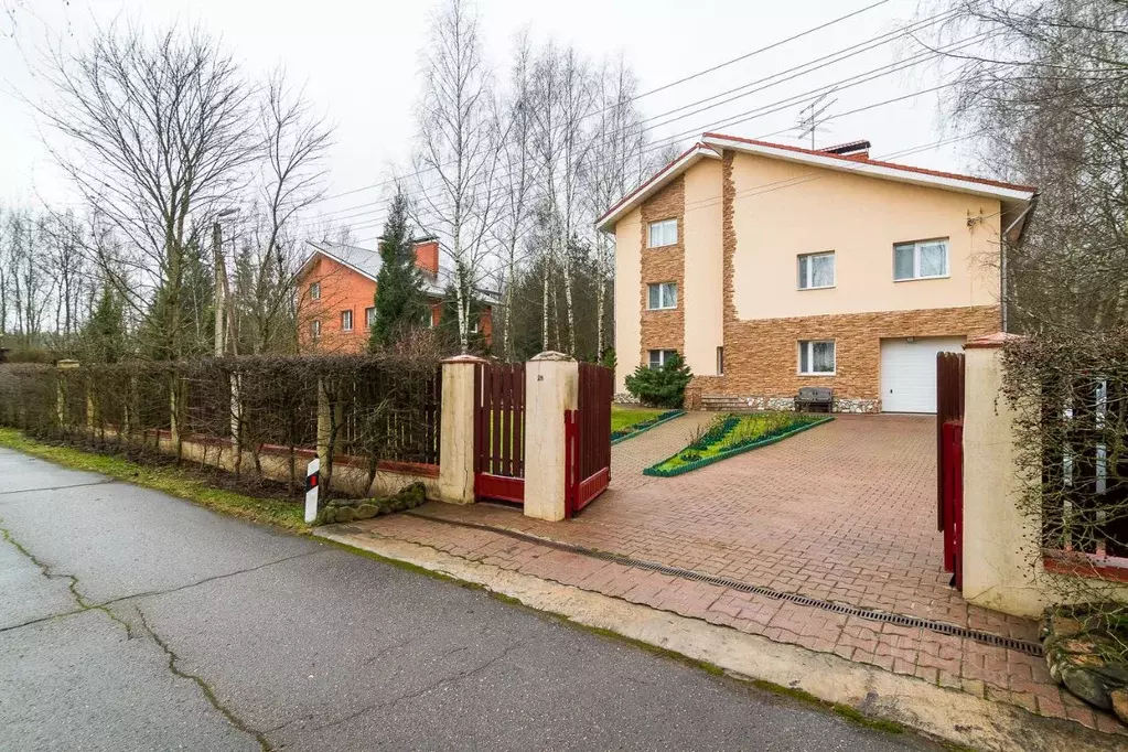 Коттедж в Московская область, Наро-Фоминский городской округ, д. ... - Фото 2