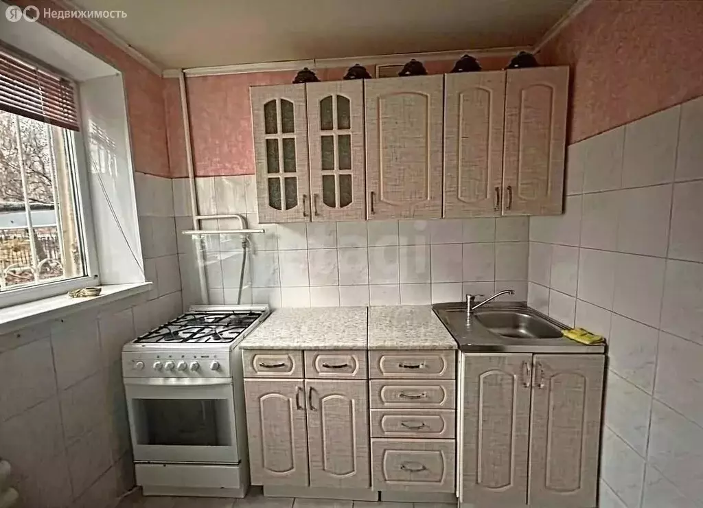 3-комнатная квартира: Оренбург, улица Чкалова, 26 (62.3 м) - Фото 2