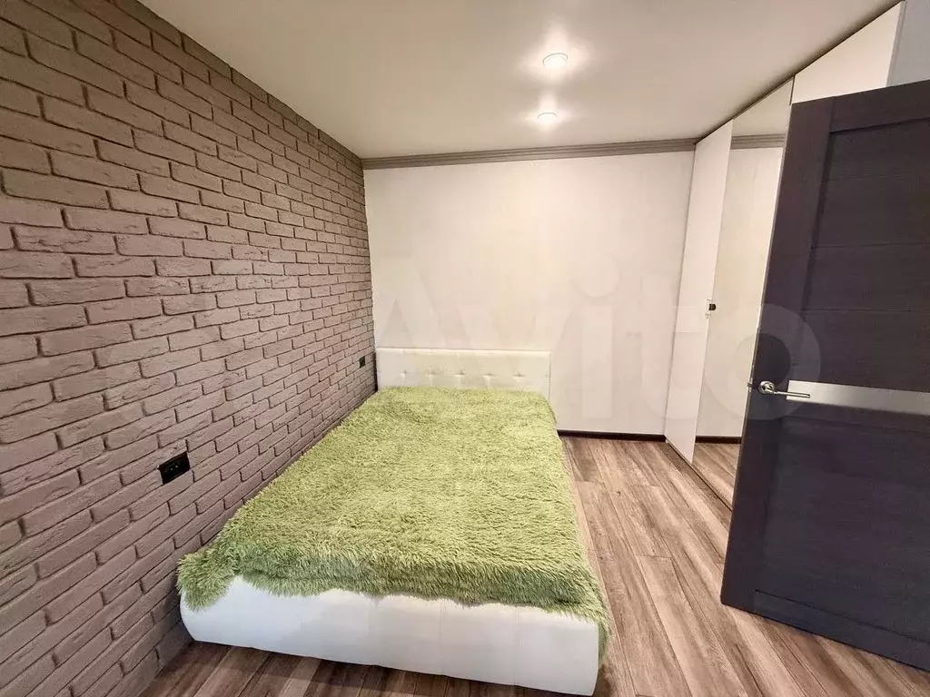 1-к. квартира, 32 м, 4/5 эт. - Фото 1