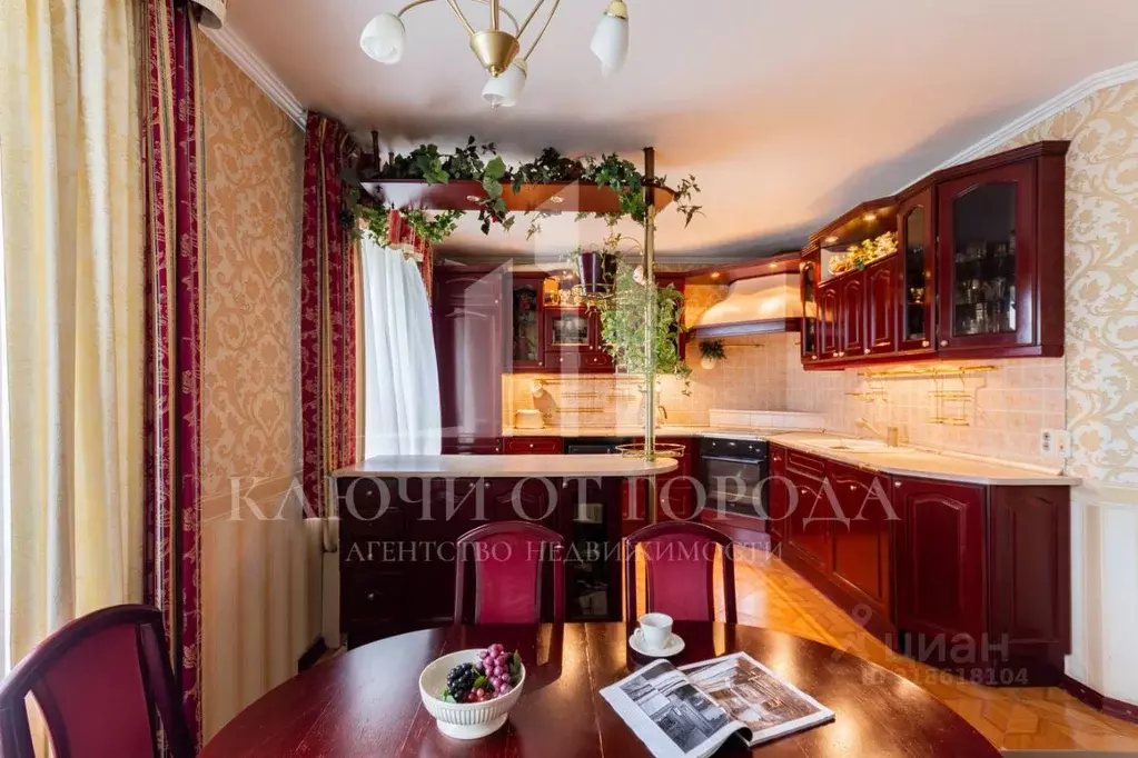 4-к кв. Санкт-Петербург Звездная ул., 11к2 (157.5 м) - Фото 1