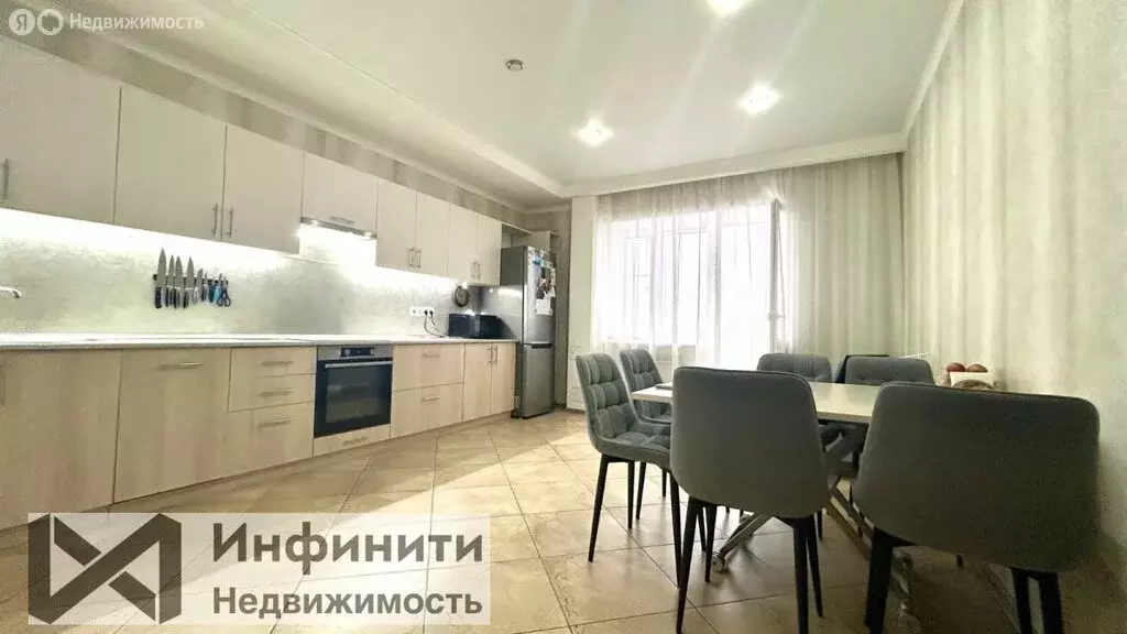 1-комнатная квартира: Ставрополь, улица Доваторцев, 90/5 (63 м) - Фото 1