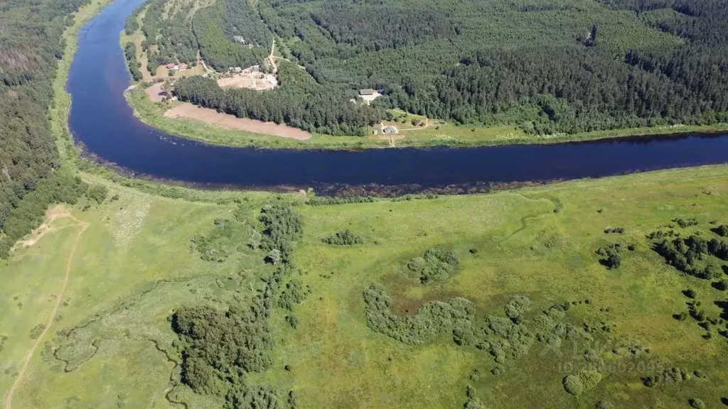 Участок в Тверская область, Старицкий муниципальный округ, д. Подол  ... - Фото 0
