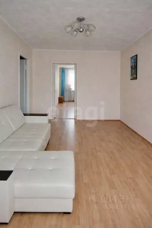 3-к кв. Иркутская область, Иркутск ул. Безбокова, 3 (48.7 м) - Фото 1