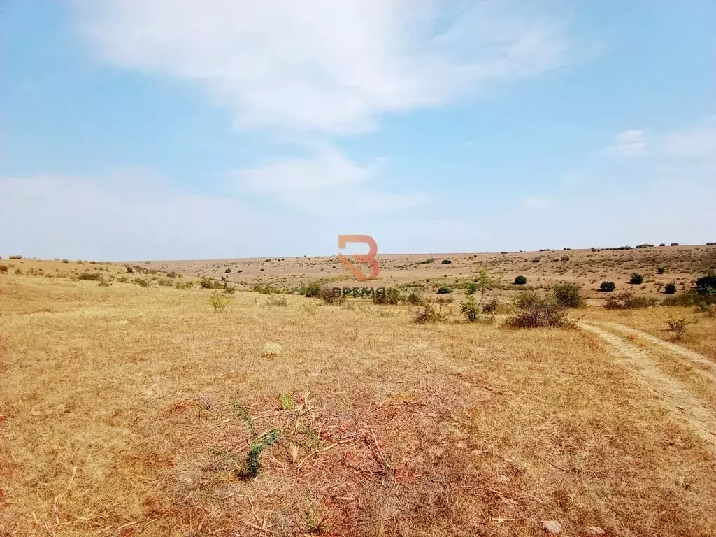 Участок в Крым, Бахчисарайский район, Ароматненское с/пос, с. ... - Фото 1