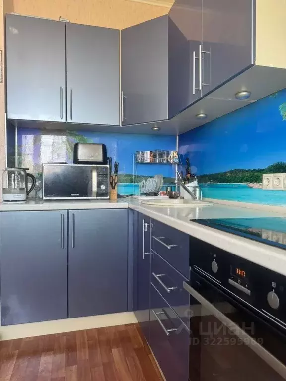 2-к кв. Курская область, Курск просп. Вячеслава Клыкова, 87 (58.4 м) - Фото 2