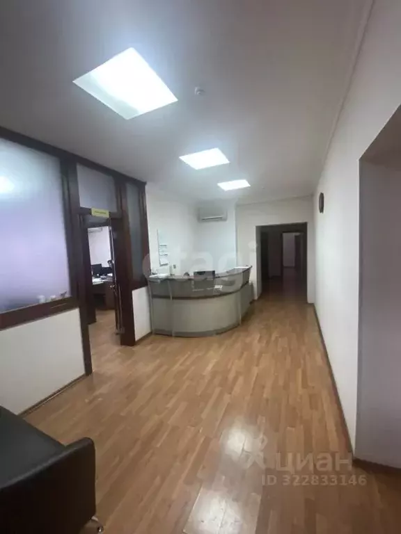 Офис в Тюменская область, Тюмень ул. Льва Толстого, 9 (162 м) - Фото 1