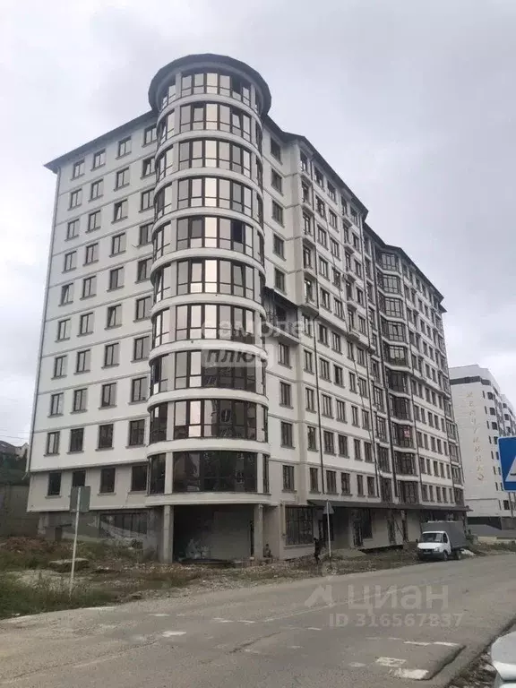 1-к кв. Кабардино-Балкария, Нальчик ул. Атажукина, 11/1 (59.0 м) - Фото 0