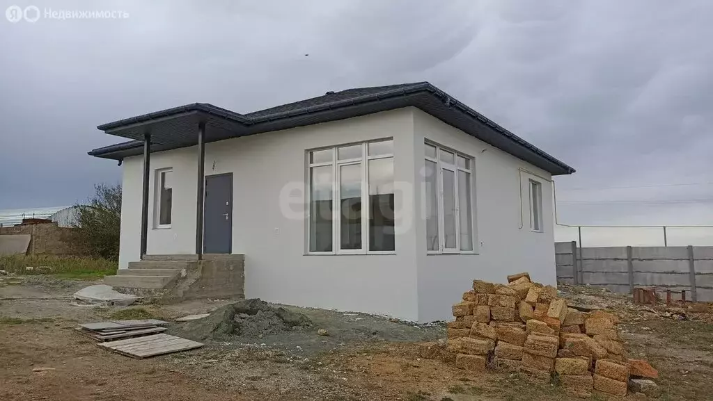 Дом в Бахчисарайский район, Ароматненское сельское поселение, село ... - Фото 2