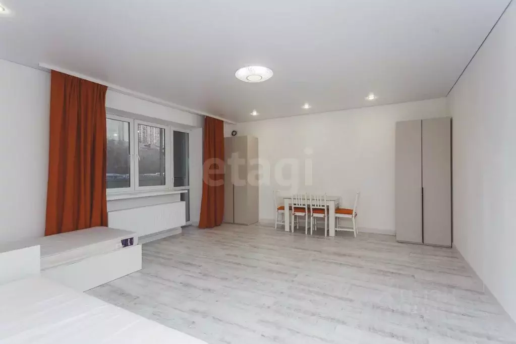 1-к кв. Башкортостан, Уфа ул. Октябрьской Революции, 54А (56.4 м) - Фото 1