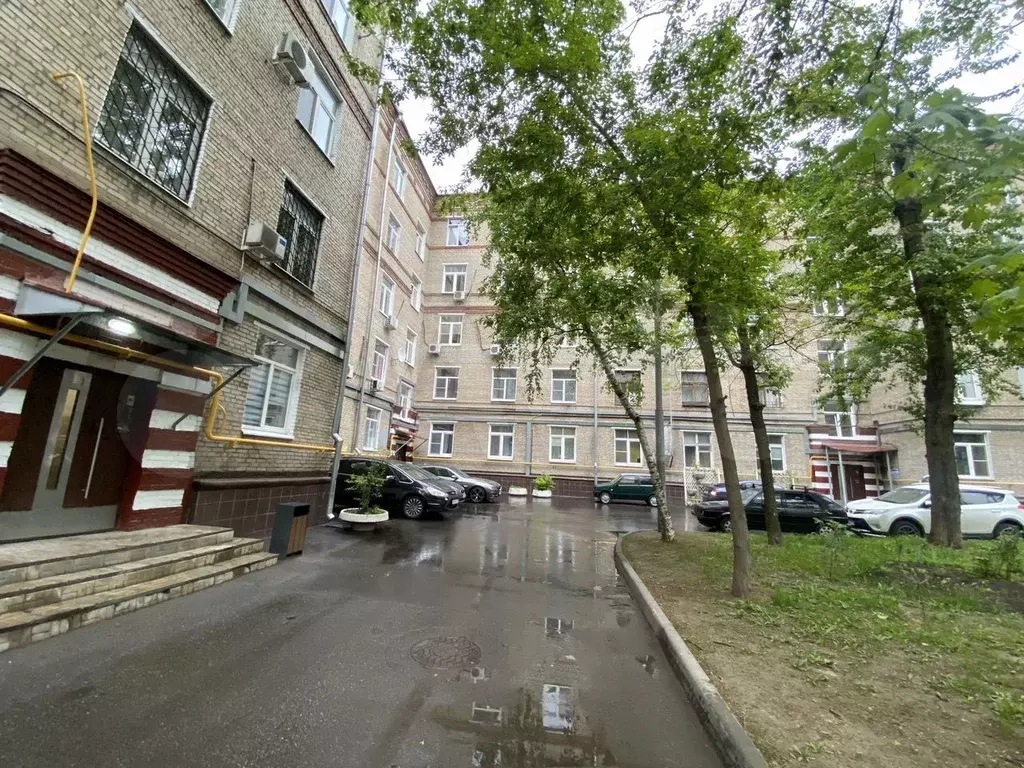 Комната 17 м в 3-к., 1/5 эт. - Фото 1