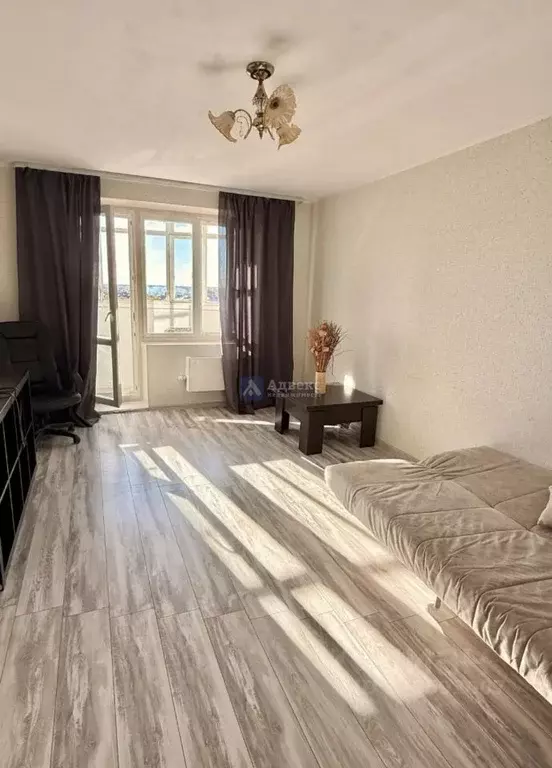 1-к кв. Тюменская область, Тюмень ул. Павла Шарова, 9 (37.2 м) - Фото 1