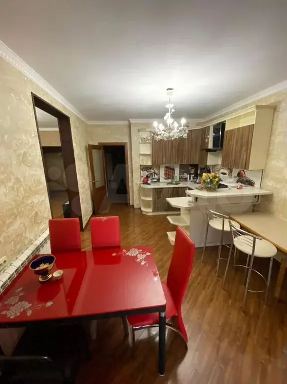 3-к. квартира, 130 м, 5/9 эт. - Фото 0
